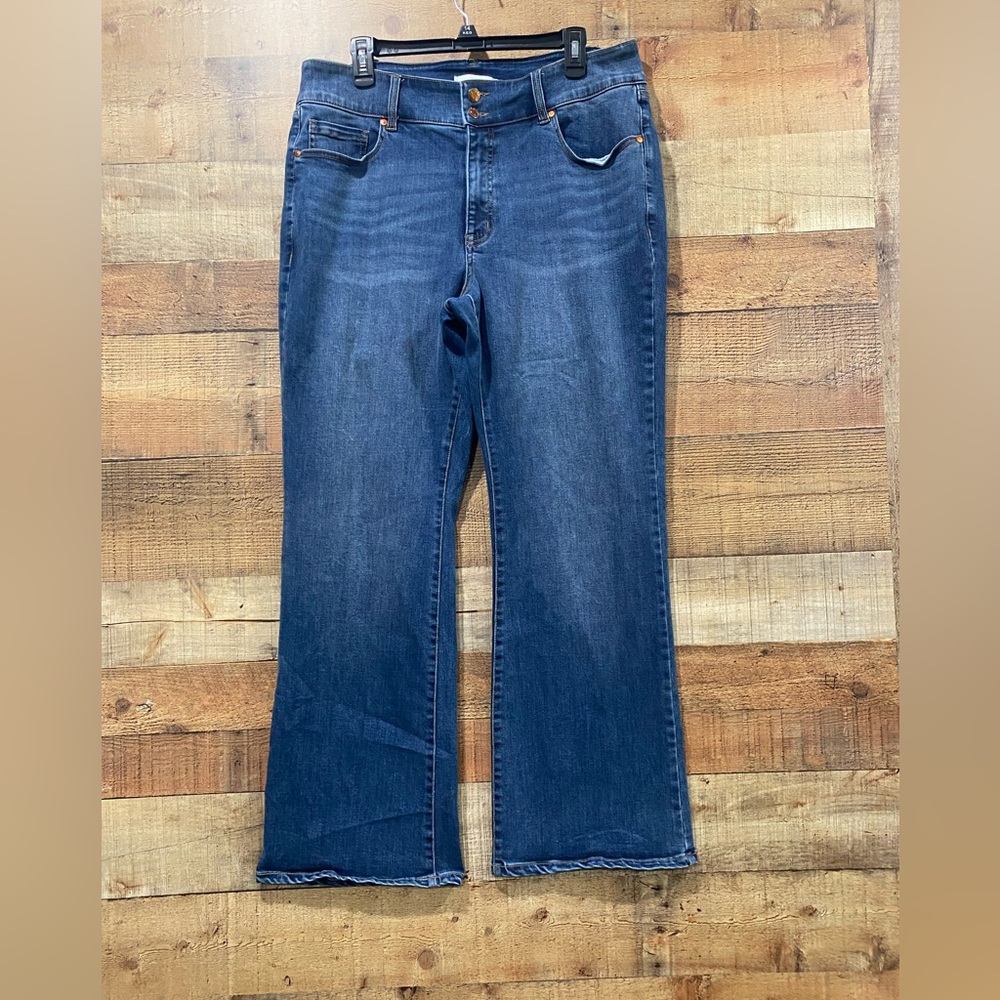 Lane Bryant Flex Magic Tighter Tummy High Rise Boot Jeans Size 16